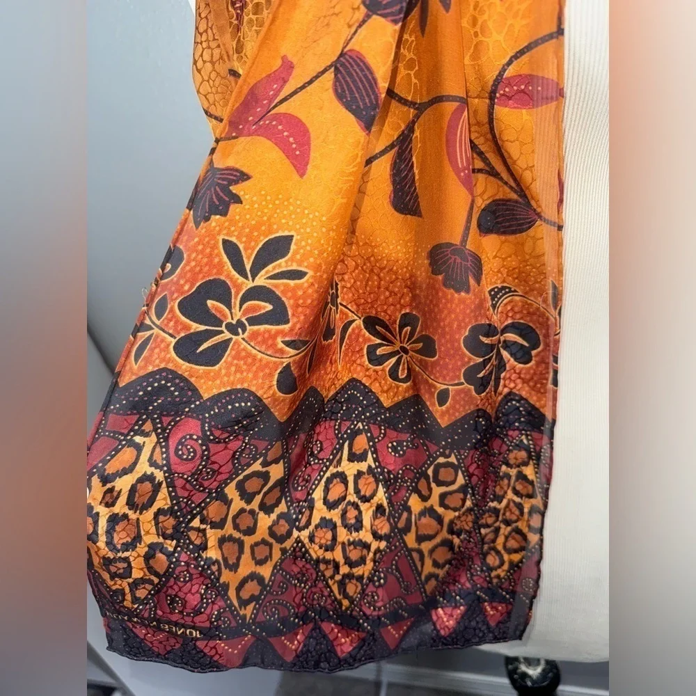 Jones New York Silk scarf RN 62720